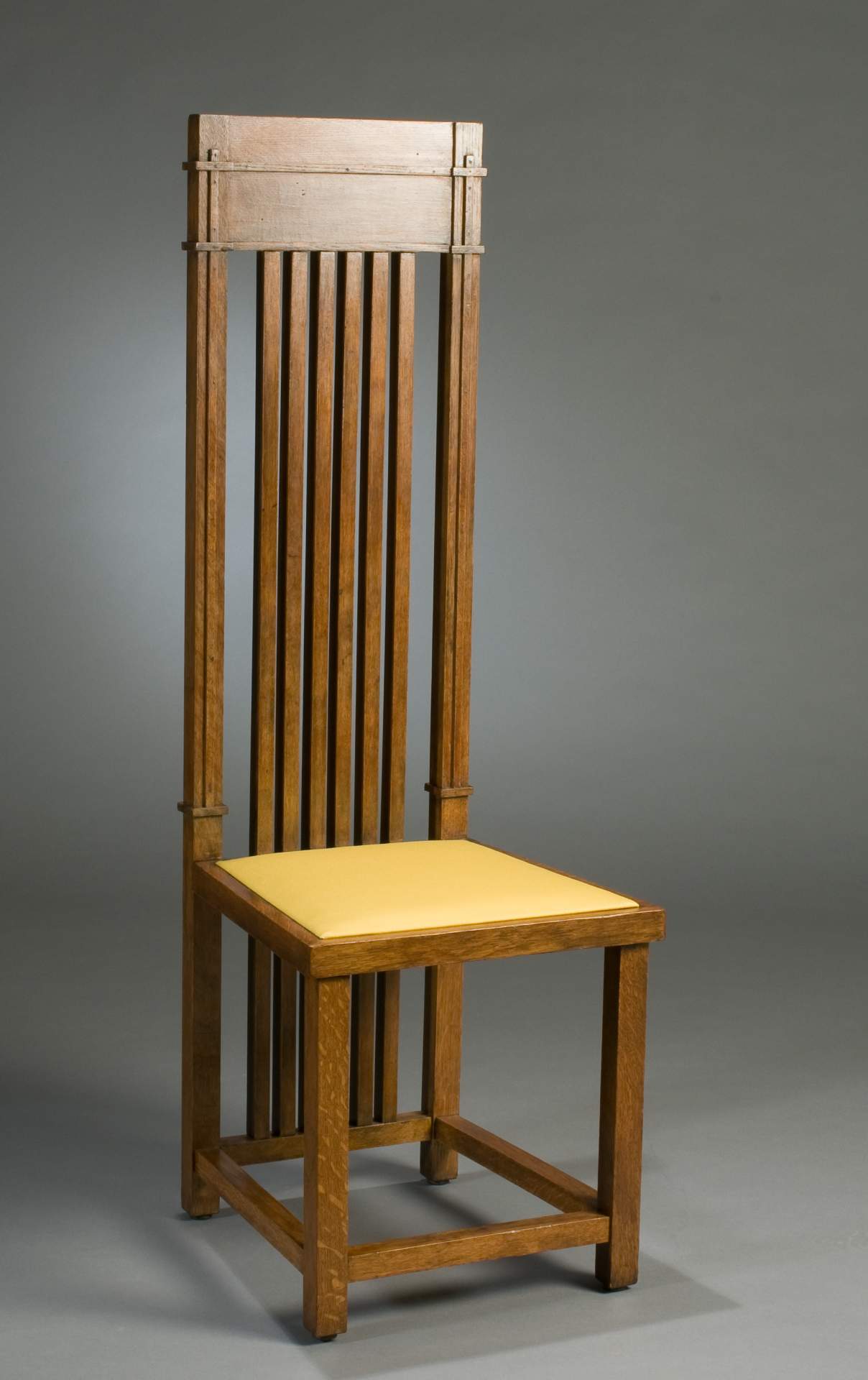 Pillar Chair